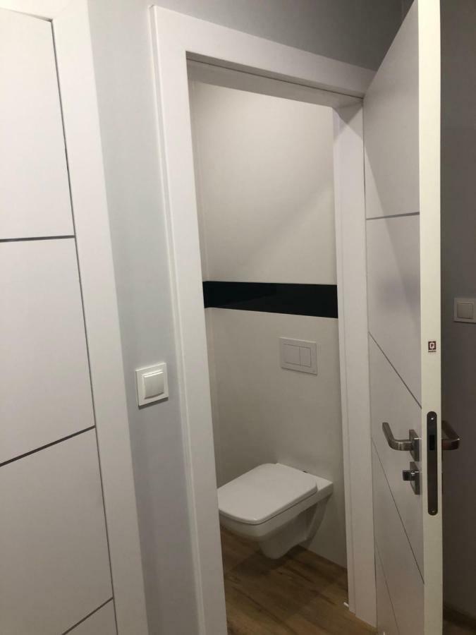 Klimatyzowany Apartament Roma Z Garazem Podziemnym Kielce Kültér fotó