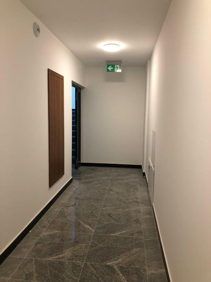 Klimatyzowany Apartament Roma Z Garazem Podziemnym Kielce Kültér fotó