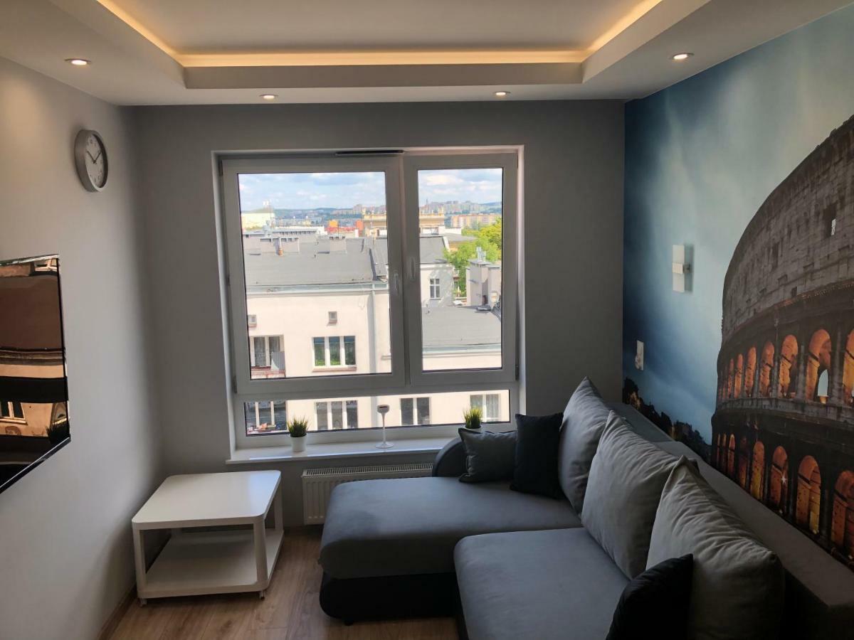 Klimatyzowany Apartament Roma Z Garazem Podziemnym Kielce Kültér fotó